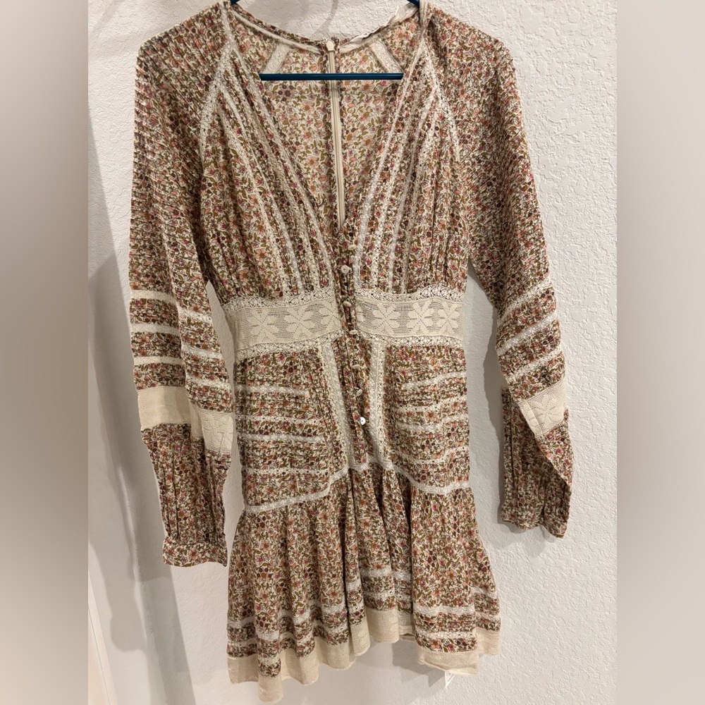 Veronica Beard Addilyn Floral V-Neck Long Sleeve Dress - Picture 4 of 4